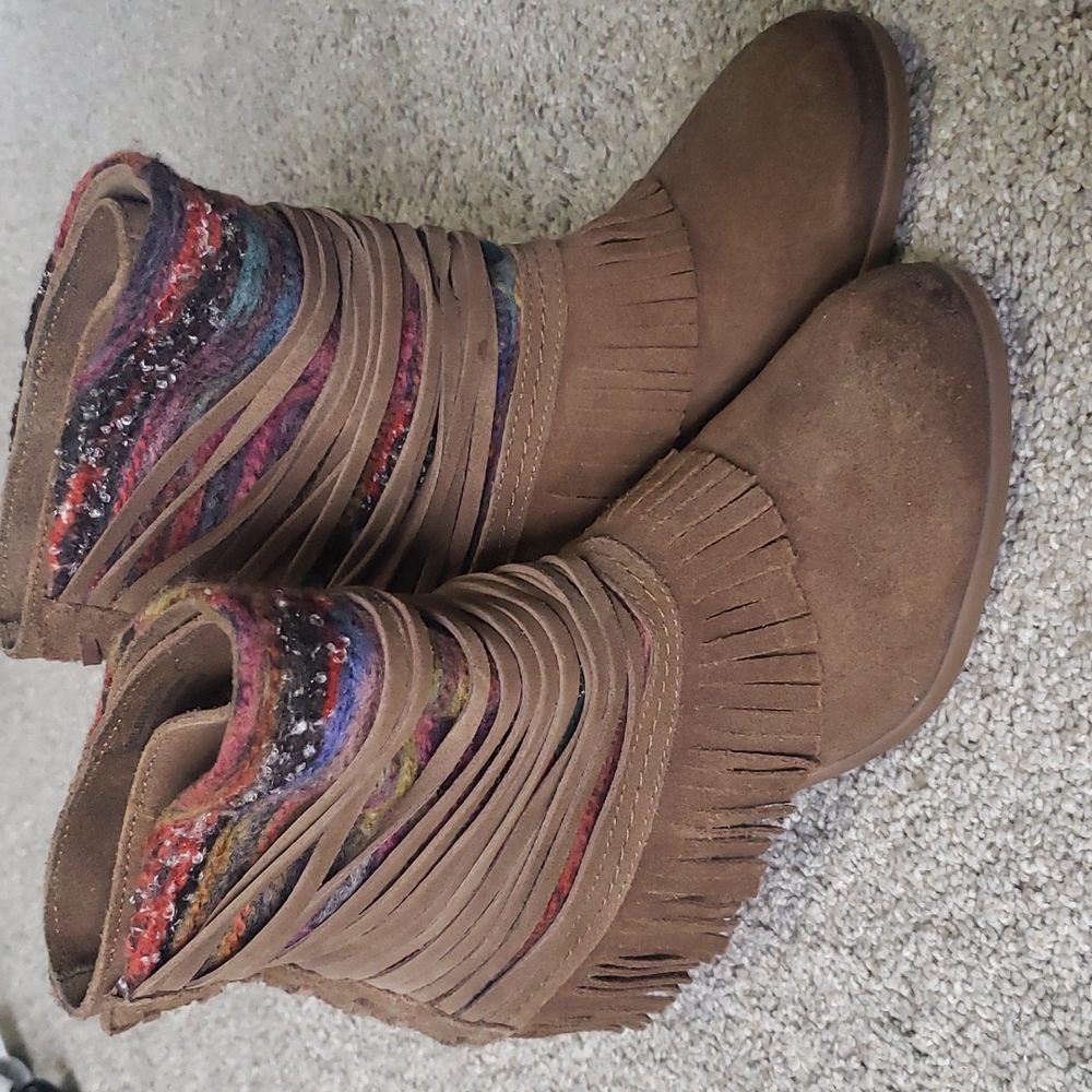 Booties - Picture 2 of 7